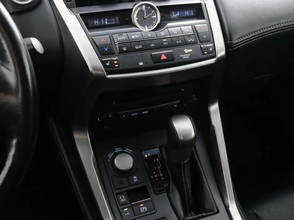 Lexus NX, 2015 г.