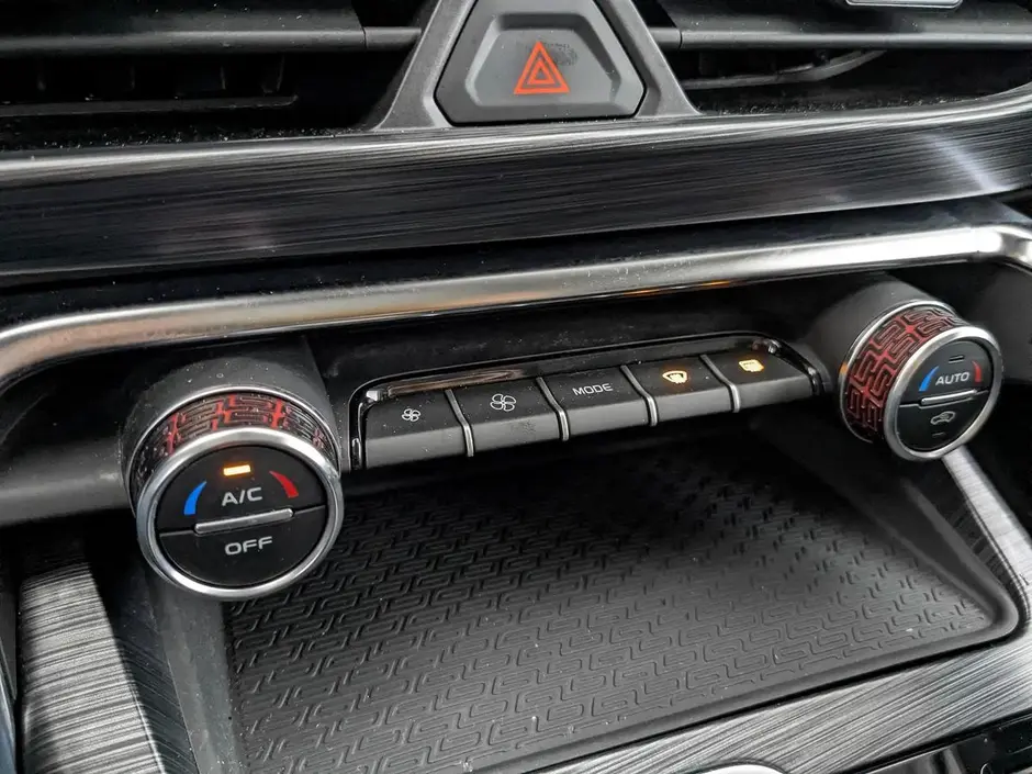 Geely Tugella, 2021 г.